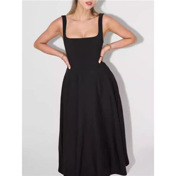 Square Neck Sleeveless Midi Dress - Picture 4 of 12